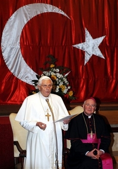 Benoît XVI à Istanbul:…
					Article complet reservé aux abonnés