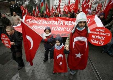 Slogans anti-arménien à Istanbul
					Article complet reservé aux abonnés