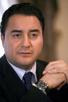 Ali Babacan évoque les…
					Article complet reservé aux abonnés