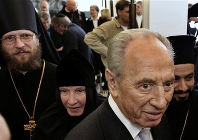 Shimon Peres rencontre le…
					Article complet reservé aux abonnés