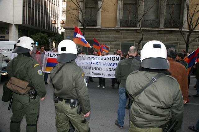 Des manifestants arméniens contre…
					Article complet reservé aux abonnés