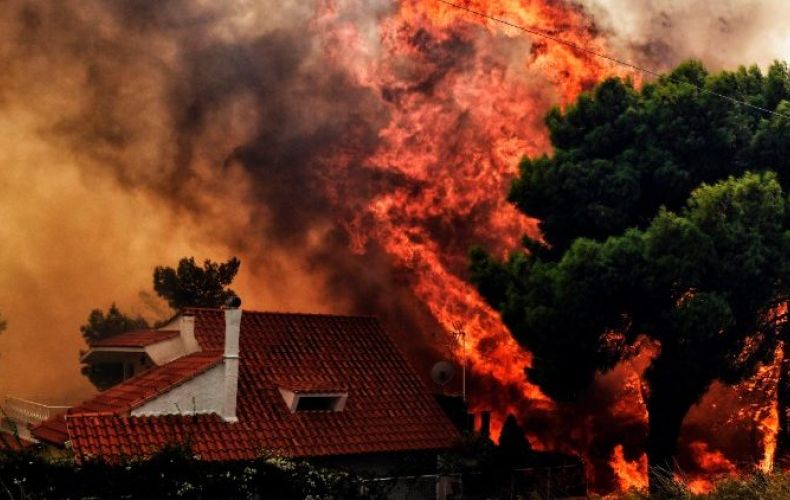 Les églises arméniennes à Istanbul ont célébré la Divine Liturgie à la mémoire des victimes des incendies de forêt en Grèce