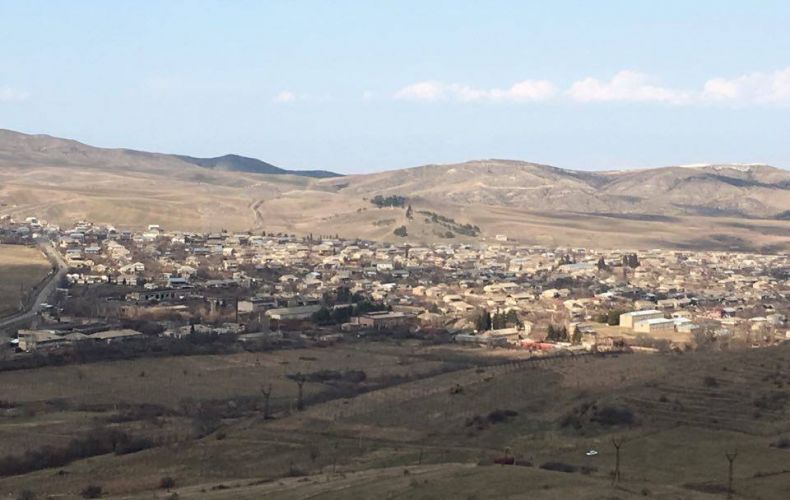 A Berdavan à la frontière arméno-azérie dans la région de Tavouche, le feu allumé volontairement par les Azéris a brûlé 10 hectares de vigne