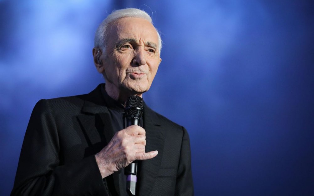 Les hommages à Charles Aznavour sur les réseaux sociaux