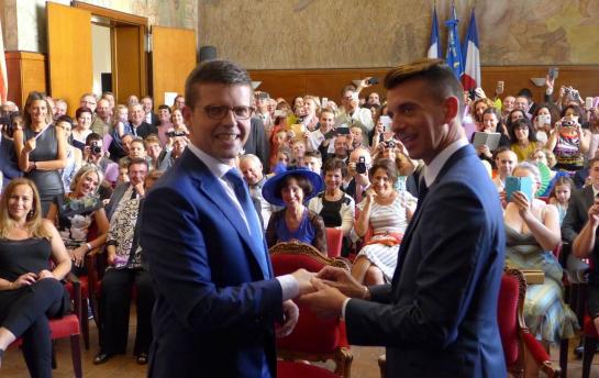 Luc Carvounas : « Je ne céderai rien aux homophobes et fais citer G. Der Agopian en correctionnel »