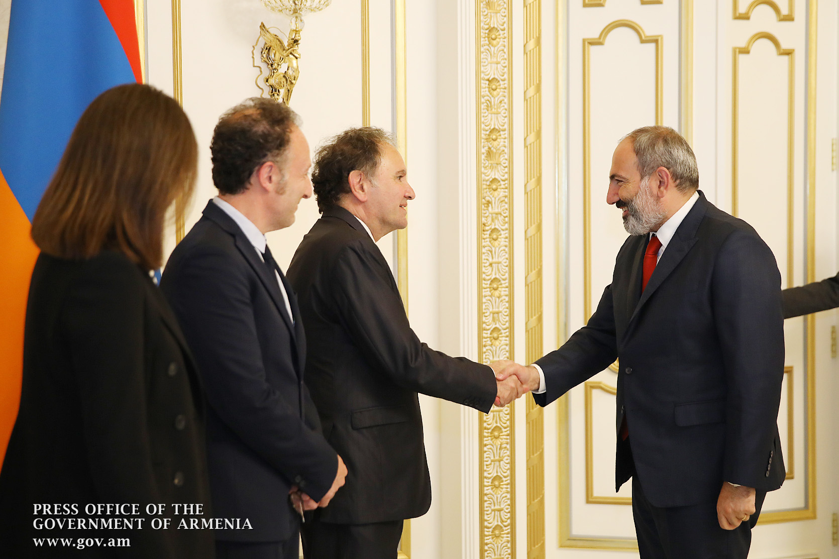 Ara Toranian, rédacteur en chef des « Nouvelles d’Arménie Magazine » et co-président du CCAF reçu à Erévan par Nikol Pachinian