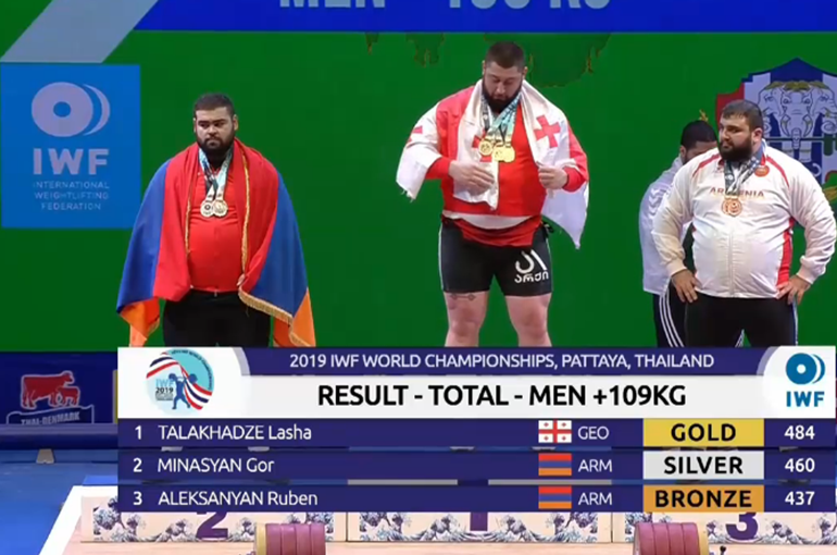 L’haltérophile Gor Minasyan vice-champion du monde et Ruben Aleksanyan médaille de bronze aux championnats du monde à Pattaya (Thaïlande)