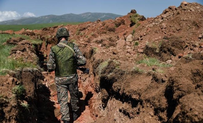 Un soldat Arménien tué lors de tirs à la frontière arméno-azérie près de Yeraskh face au Nakhitchevan, les Azéris auraient également des pertes