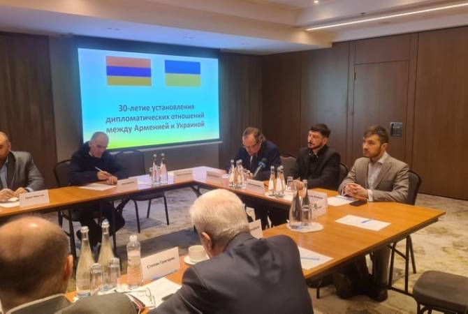 Conférence organisée à l’occasion du 30e anniversaire de l’établissement des relations entre l’Arménie et l’Ukraine