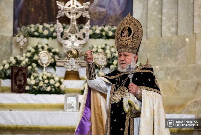 Le Catholicos de tous les Arméniens part pour les États-Unis