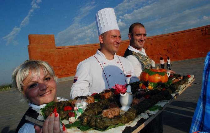 Un dolma de 150 mètres sera réalisé pendant le Festival du Dolma demain sur le site archéologique de Zvartnots