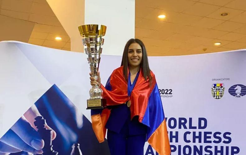 Mariam Mkrtchyan (Arménie) est devenue championne d’Europe des échecs des moins de 18 ans à Antalya (Turquie)