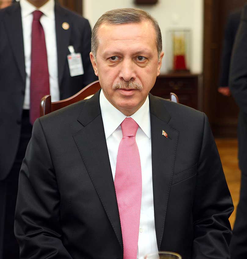 Erdogan maintient les élections au 14 mai