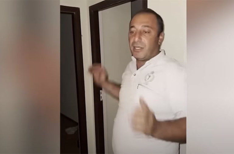 Arman Hayrapetyan, qui avait incendié sa maison au village d’Aghavno en Artsakh, est décédé victime d’une piqûre d’abeille