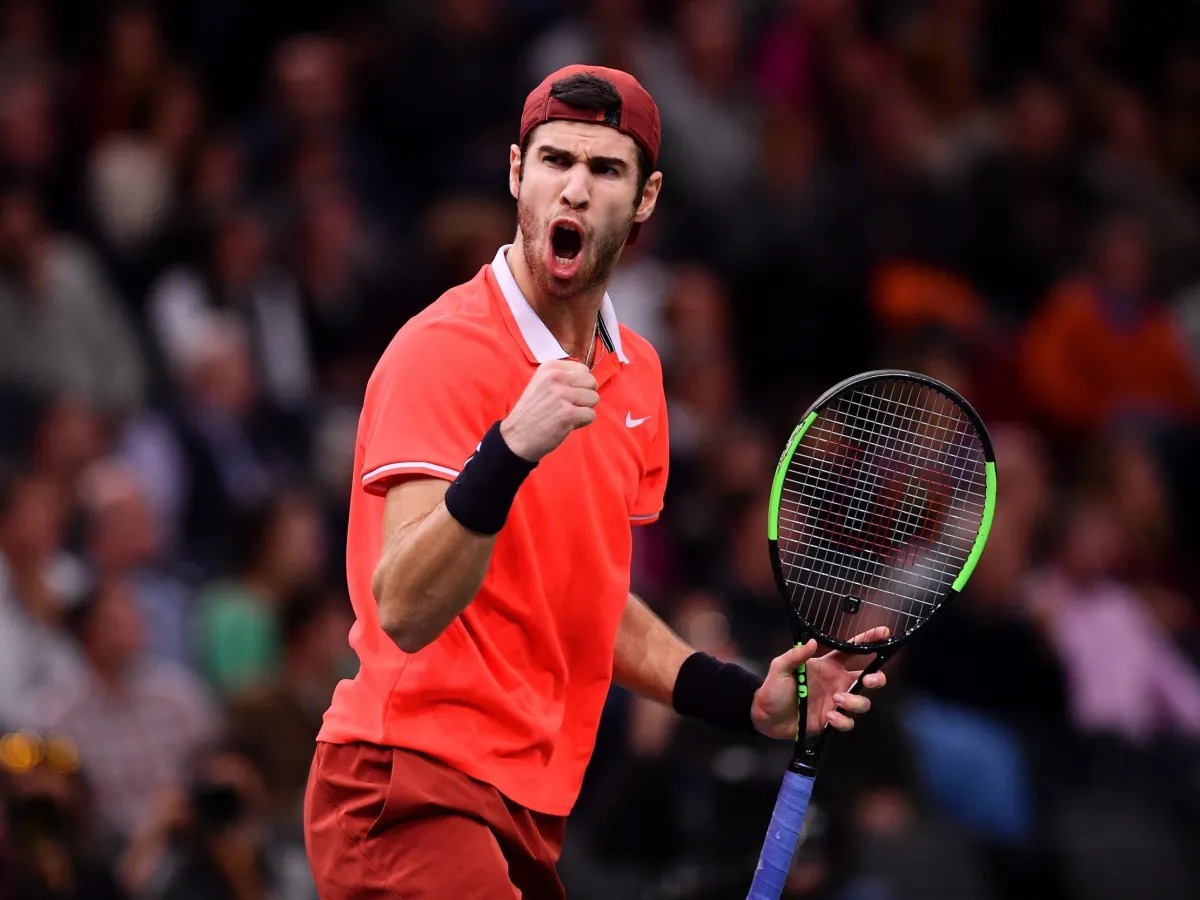 L’arméno-russe Karen Khachanov est en quart de finale du Masters de Rolex Paris en ATP 1000, il affrontera Stefanos Tsitsipas