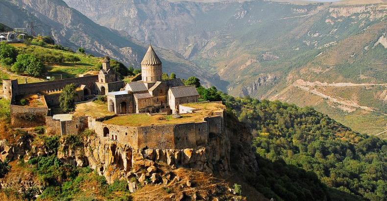 Le complexe monastique de Tatev et du Grand Désert de Tatev, ainsi que les gorges de la rivière Vorotan vont bientôt protégés par l’UNESCO