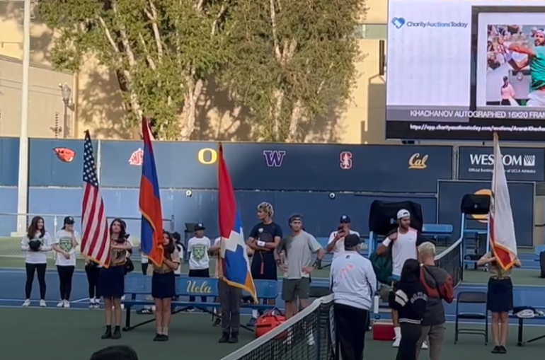 Khachanov et Rublev ont réalisé un match caritatif à Los Angeles, 100 000 dollars ont été collectés pour soutenir les familles déplacées de l’Artsakh