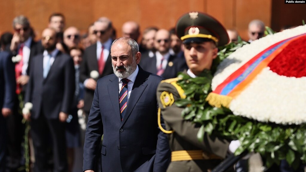 Pachinian défend l’action de la police contre le catholicos