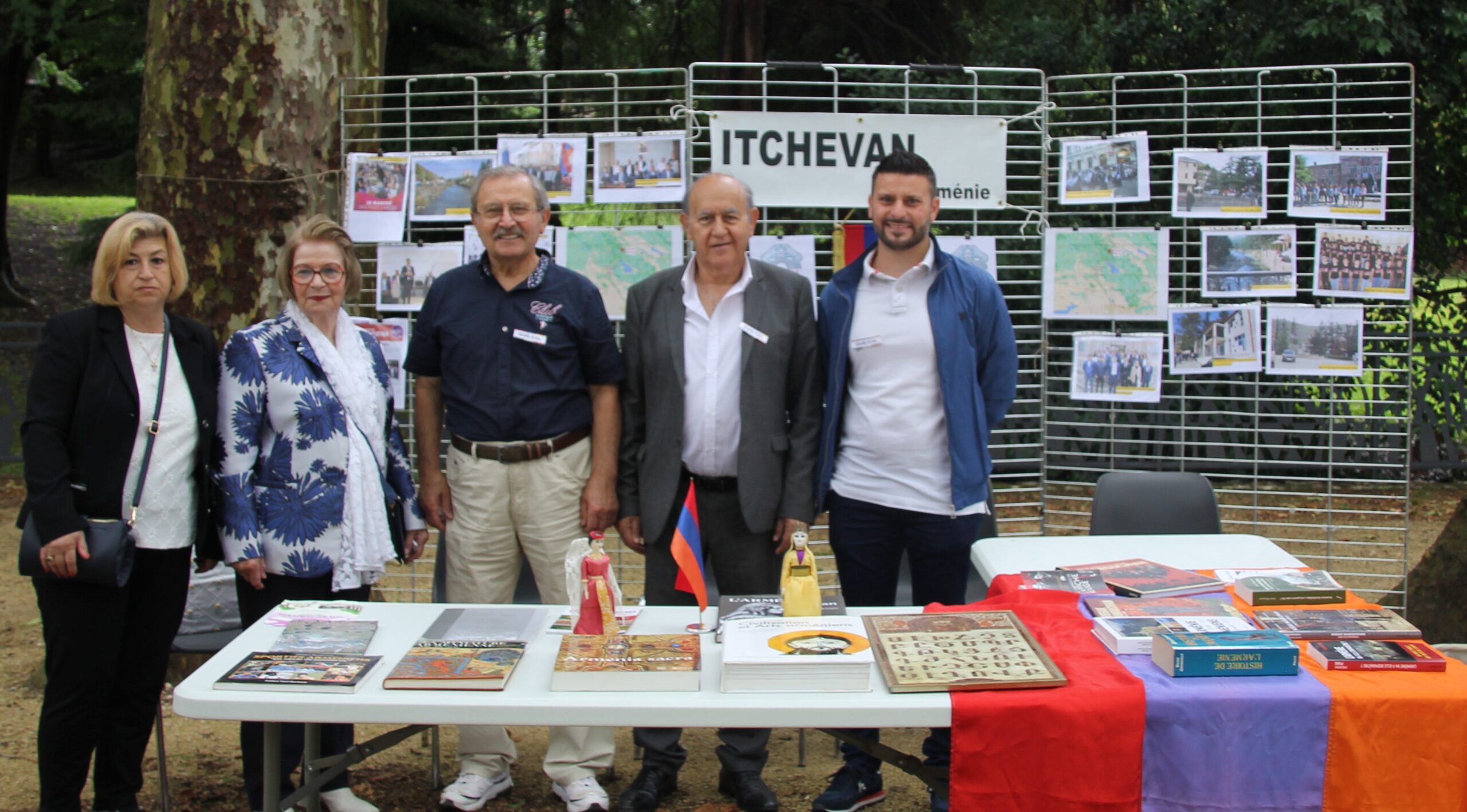 Les couleurs et la culture de l’Arménie étaient présentes à la Fête du Jumelage de Valence (Drôme)