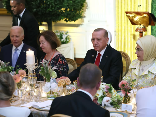 Erdogan : « La perspective d’un conflit direct entre l’Otan et la Russie est préoccupante »