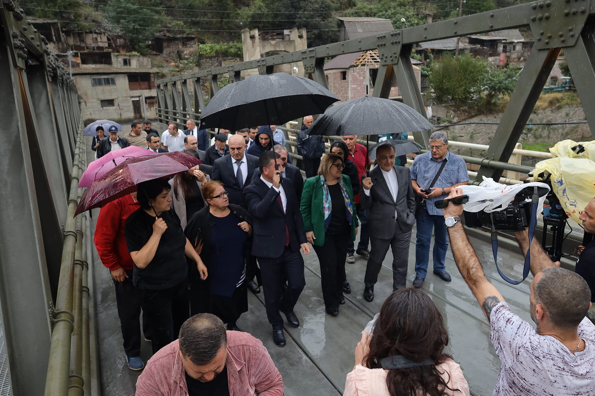 L’Iran a fait don du pont temporaire de Sanahin dans la région de Lori à l’Arménie