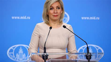 Maria Zakharova a rappelé au journaliste azerbaïdjanais que la Russie n’utilise pas le terme « corridor de Zangezour »