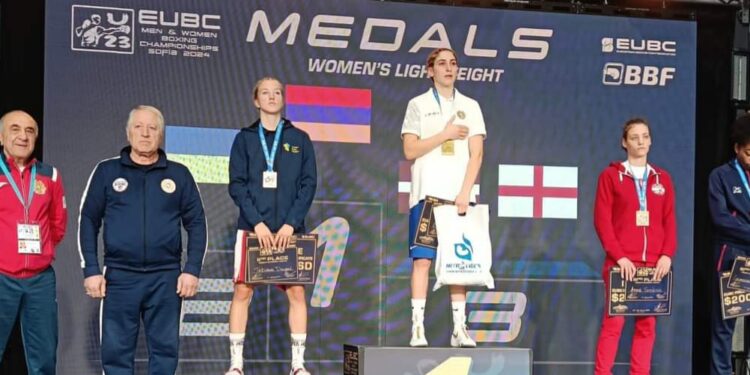 Elida Kocharyan (Arménie) est devenue championne du Championnat d’Europe junior de boxe jeunesse pour la deuxième fois consécutive