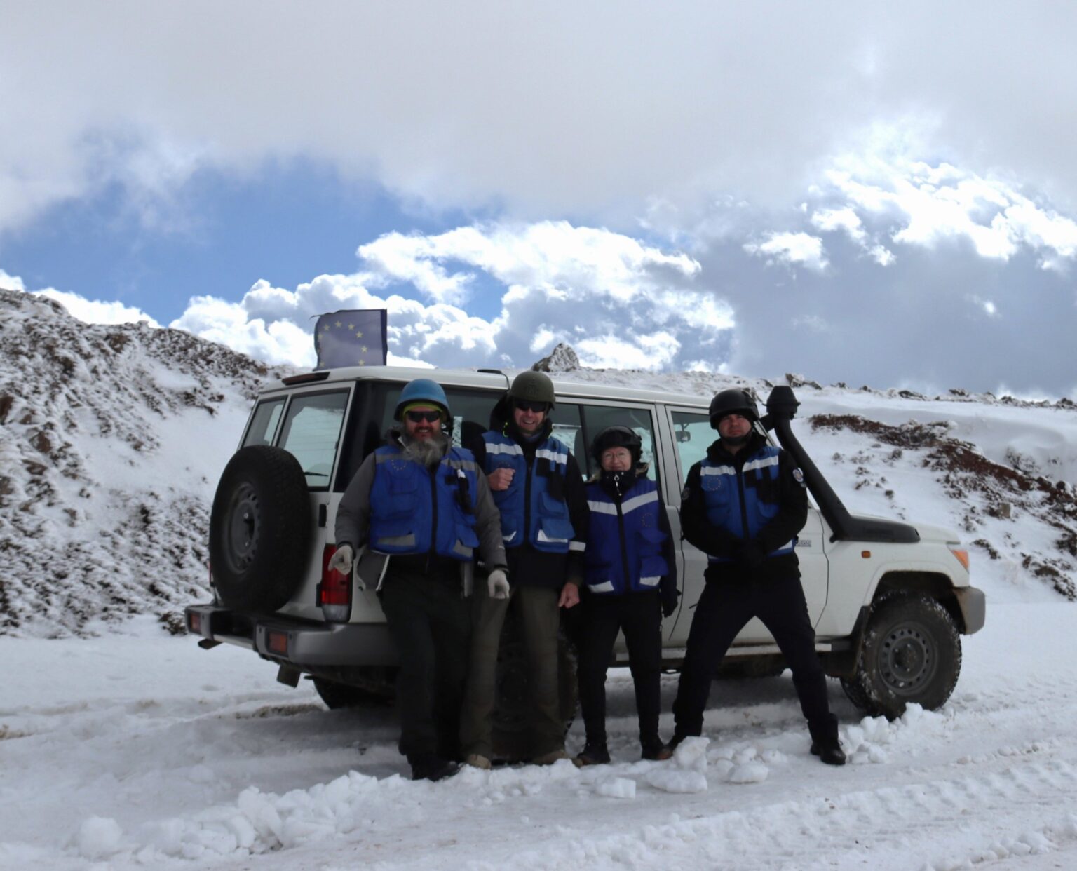 Patrouilles d’observateurs de l’UE en Arménie sous les premières neiges