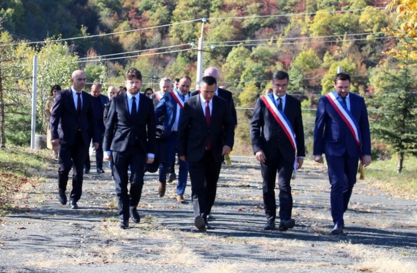 La délégation de six villes de la région Auvergne-Rhône-Alpes s’est rendue dans la région de Syunik indique l’ambassadeur de France en Arménie Olivier Decottignies