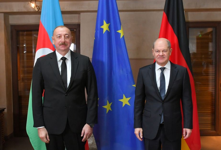 Le chancelier allemand Olaf Scholz téléphone au président Ilham Aliyev